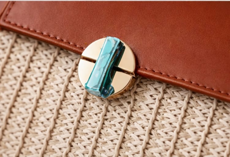 Structured Sling Bag – Model 2 - Image 4